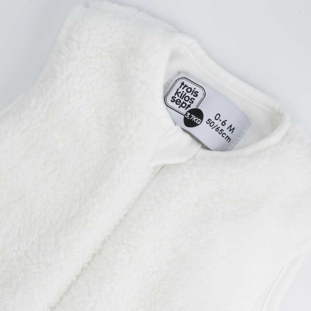 Encolure de gigoteuse naissance bébé blanche