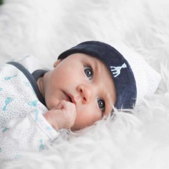 Newborn bonnet - ©Sophie la girafe