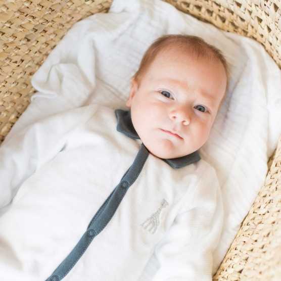 Pyjama met voetjes Y Donkerblauw polokraag - Fluweel drop needle - ©Sophie de giraf