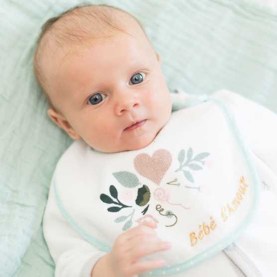 Set of 7 newborn bibs - Baby Love