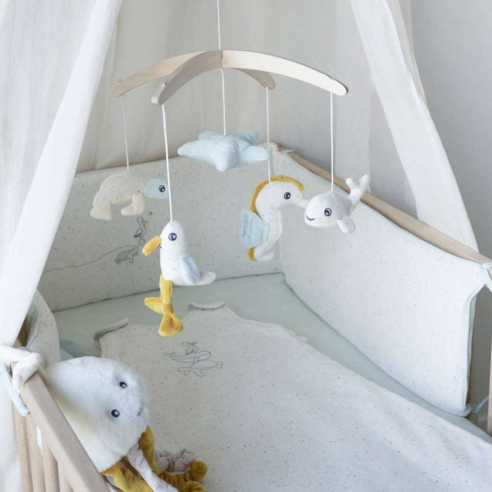 Musical plush toy At sea off Nova in bed