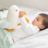 Bébé avec peluche musicale Au large de Nova