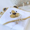 Styling met de badcape kleine leeuwenwelp