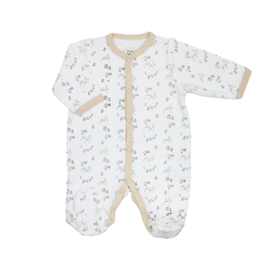 White velvet pajamas with forest pattern